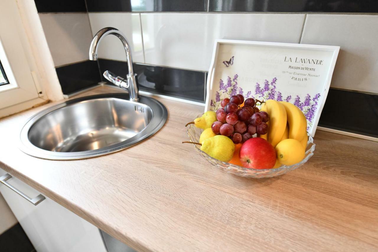 Holiday Home Miramary Триль Экстерьер фото